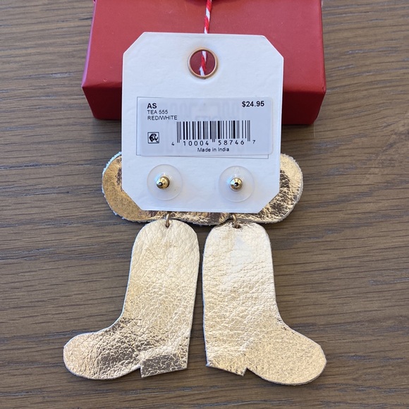 Cowboy boot earrings. - Picture 2 of 4